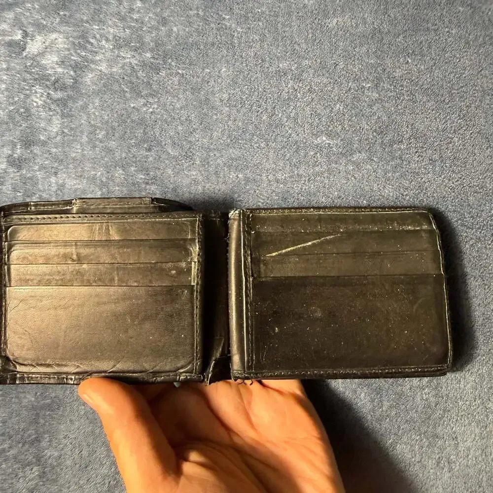 U.S. Navy Logo Medallion Bi-Fold Black Leather Wallet